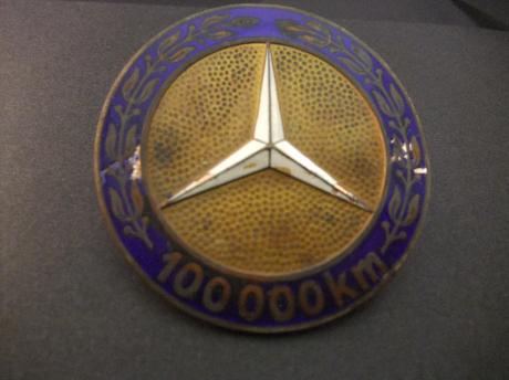 Mercedes-Benz 100.000 KM schadevrij rijden goudkleurig